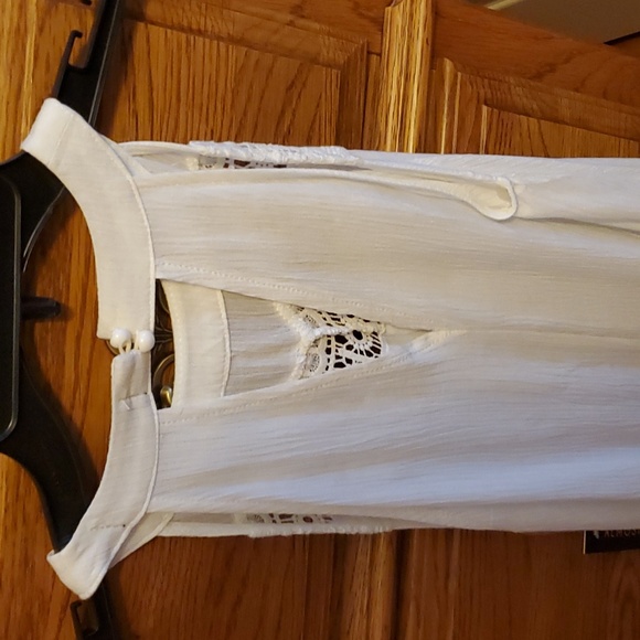 Brand new top - Picture 6 of 6